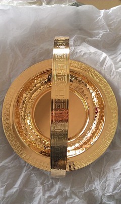 专业打造奢华餐饮体验 镀金/银锤印红酒架与金银餐具全解析