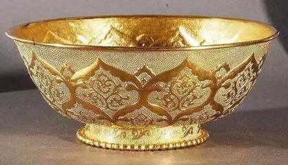 清朝御膳中的金银器 权力与奢华的餐桌演绎